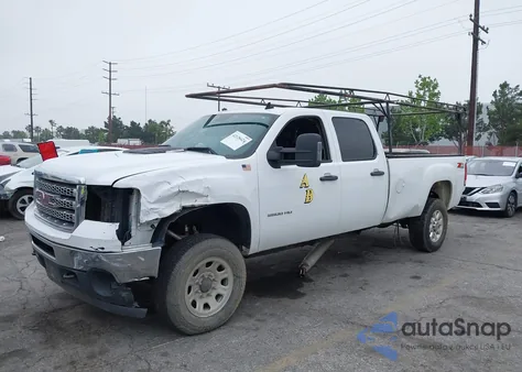 2014 GMC Sierra 2500Hd Sle z USA, uszkodzony, nr VIN 1GT120C82EF124341